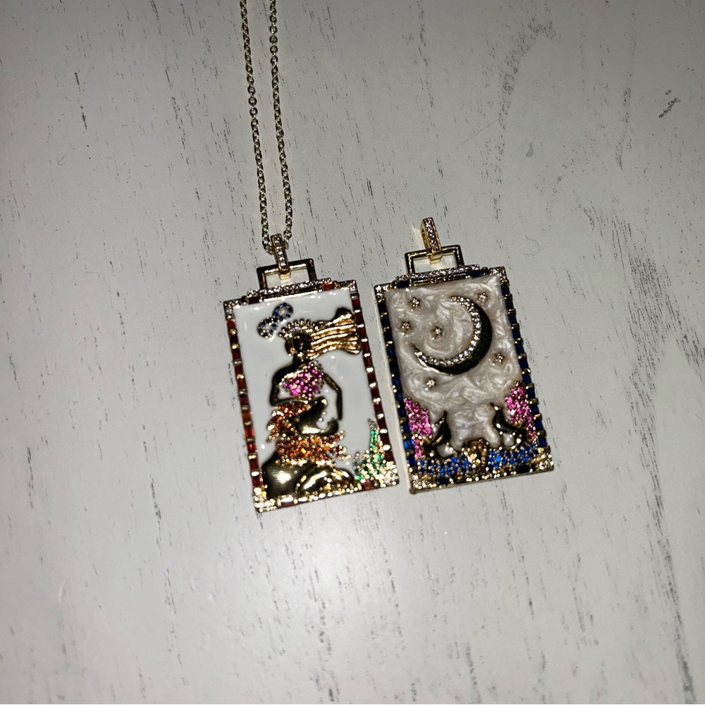 Pendant necklace